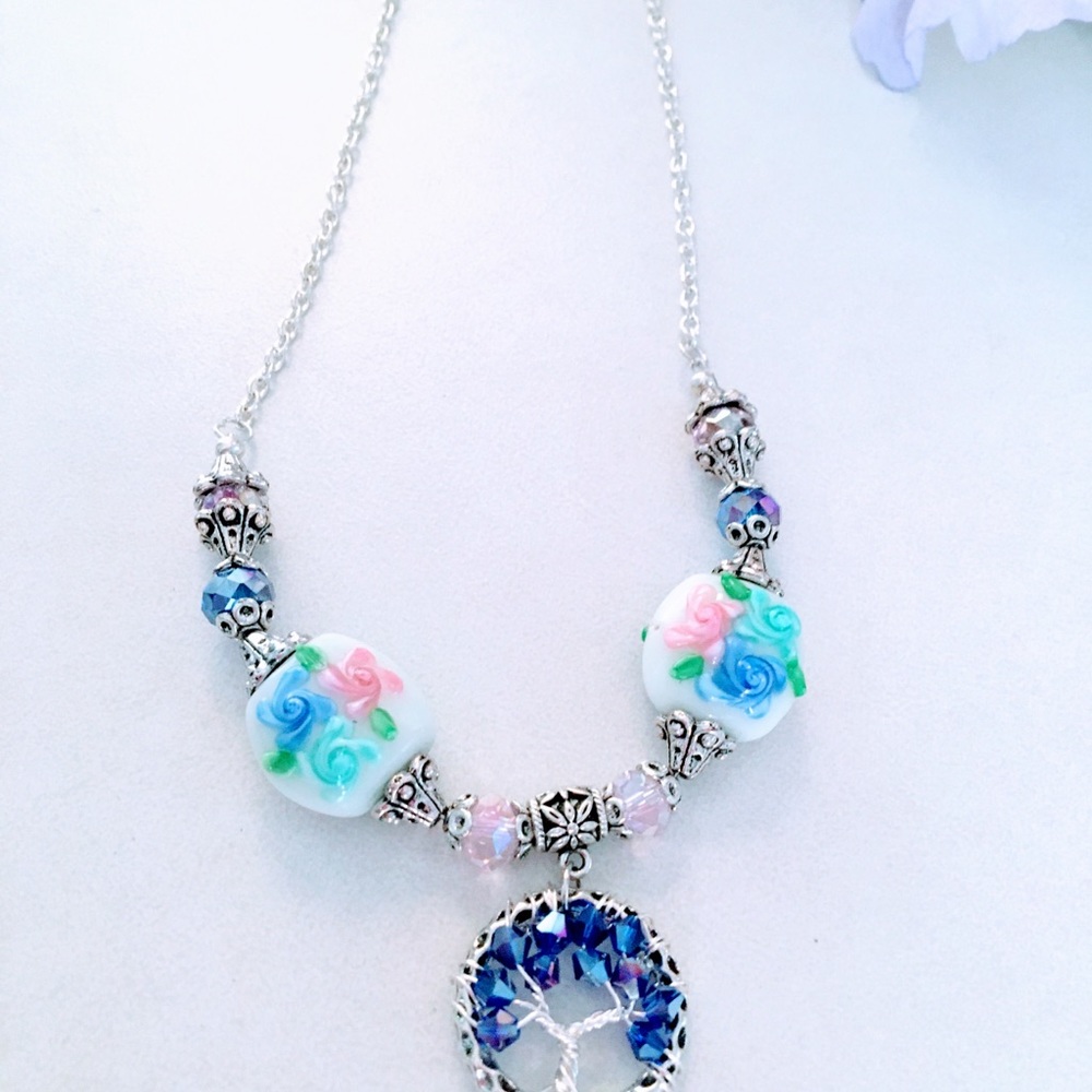 Beautiful  tree of life necklace lampwork beads